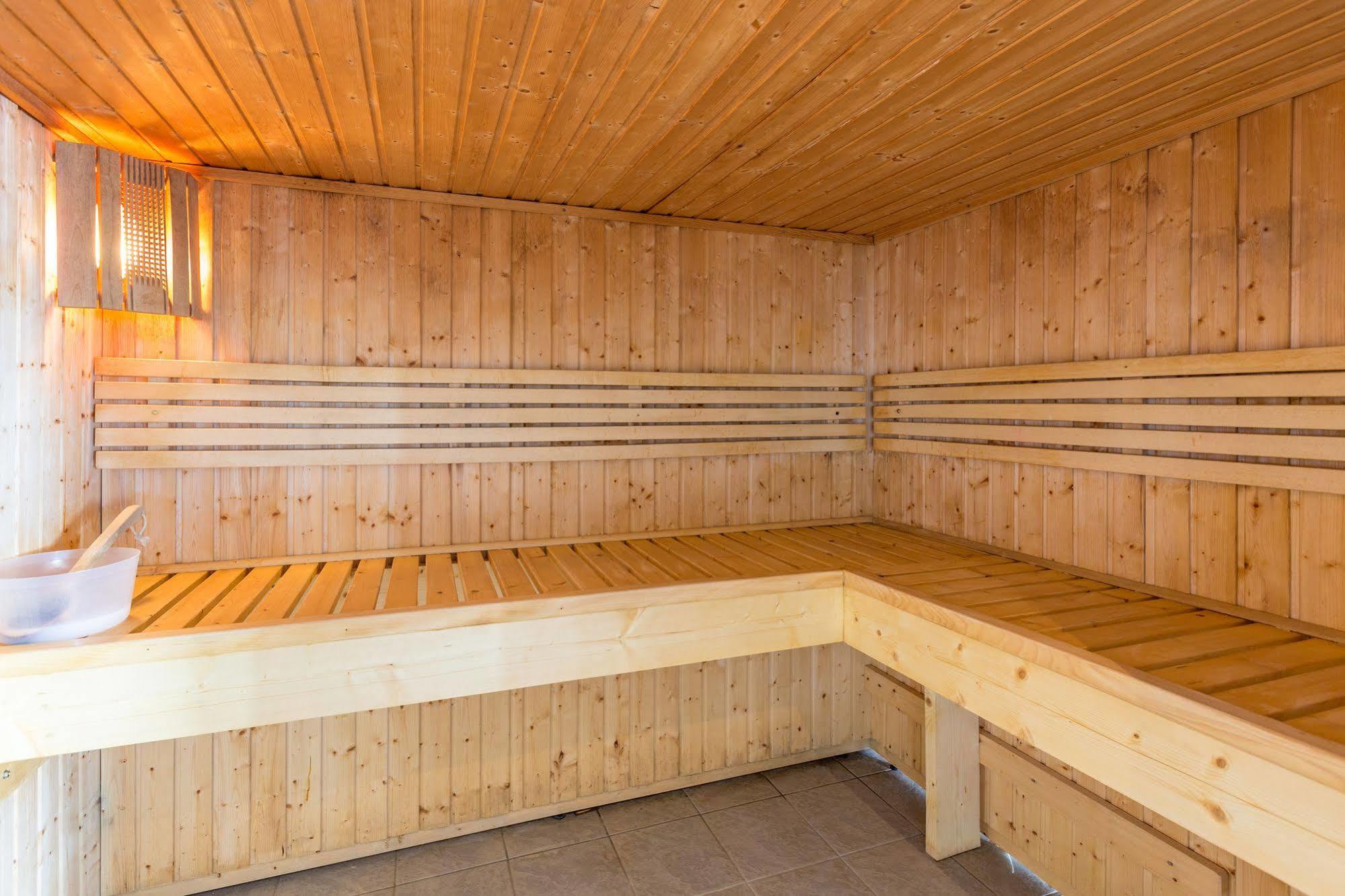 Madame Vacances Lodges Des Alpages La Plagne Exterior photo